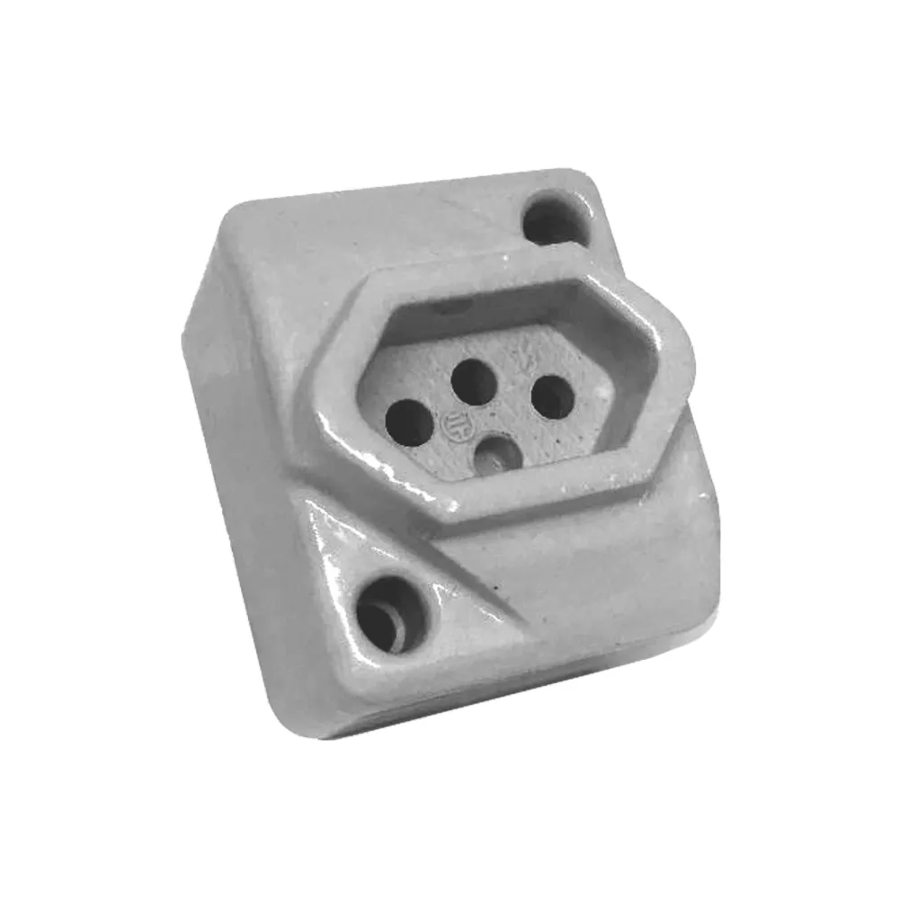 Tomada de Porcelana 2P + T 25A ABNT